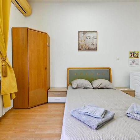 Cozy Apartment In Central Sofia Esterno foto