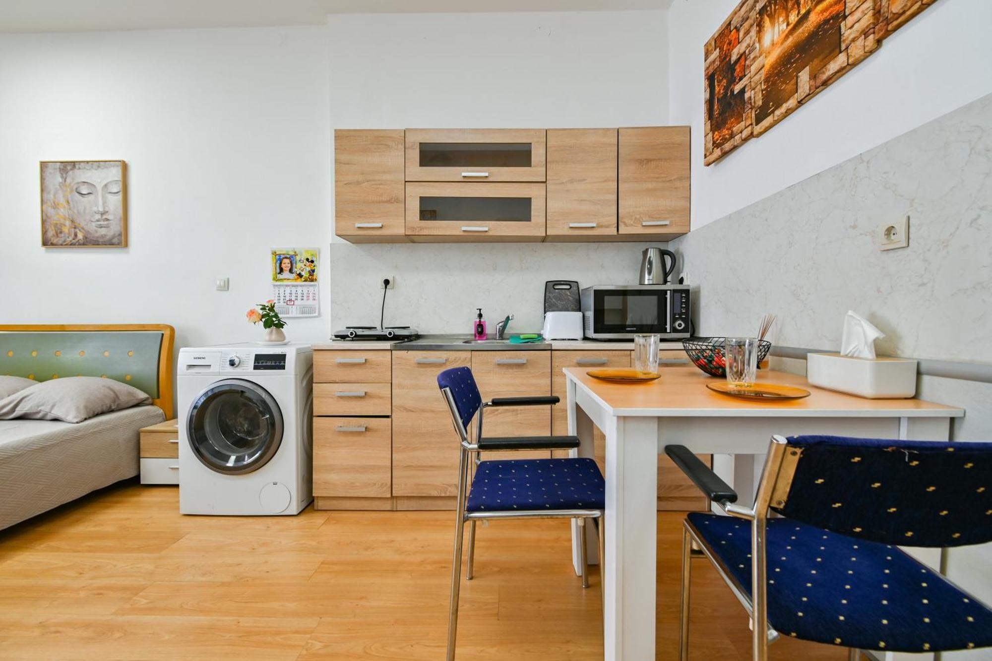 Cozy Apartment In Central Sofia Esterno foto